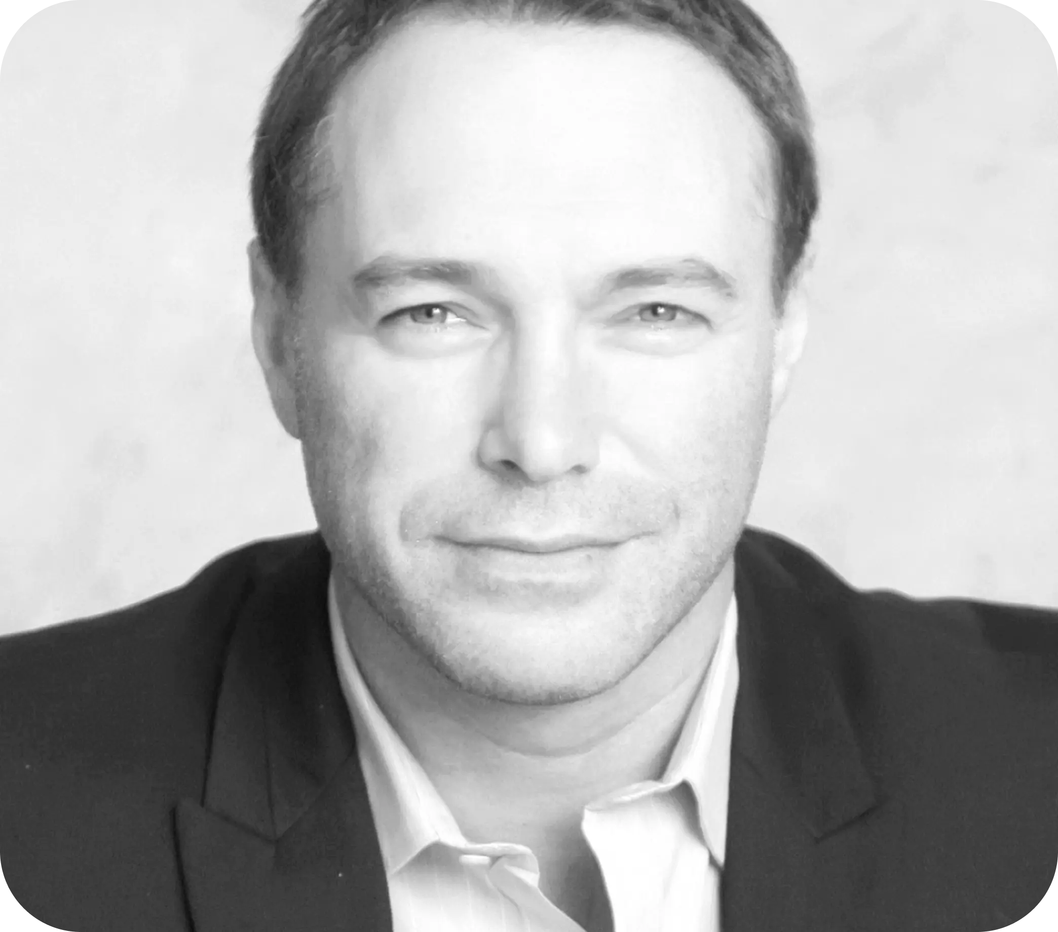 picture of Dr. Vadim Skorupko, DDS, M.I.C.O.I., in the office